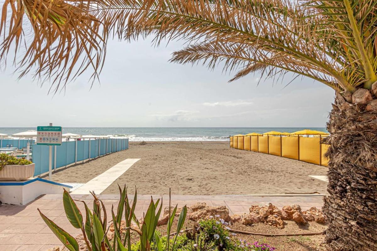 797 Holiday Rentals- Duplex Para 7 En La Carihuela A 1 Min De La Playa Torremolinos Exteriér fotografie