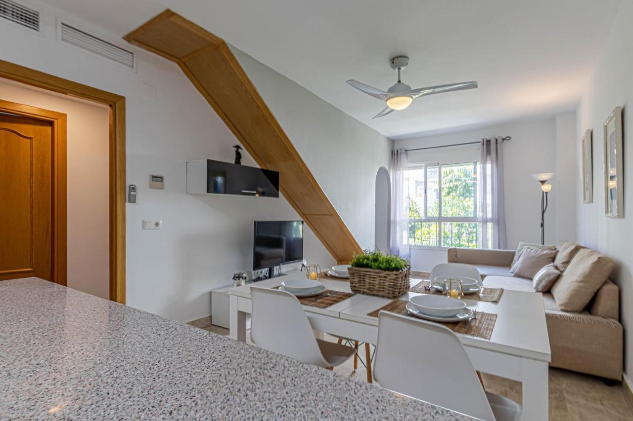 797 Holiday Rentals- Duplex Para 7 En La Carihuela A 1 Min De La Playa Torremolinos Exteriér fotografie