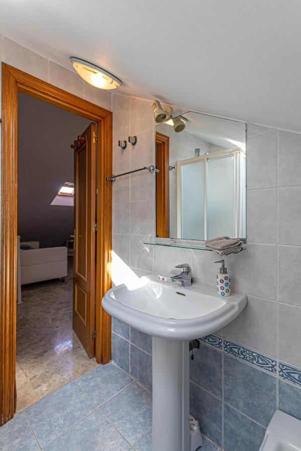 797 Holiday Rentals- Duplex Para 7 En La Carihuela A 1 Min De La Playa Torremolinos Exteriér fotografie