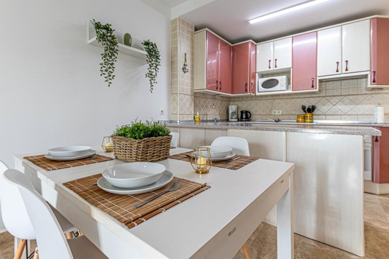 797 Holiday Rentals- Duplex Para 7 En La Carihuela A 1 Min De La Playa Torremolinos Exteriér fotografie