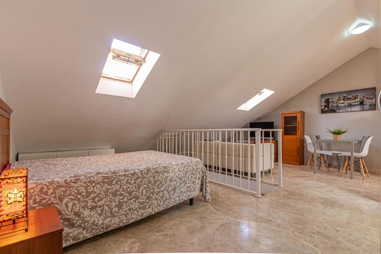 797 Holiday Rentals- Duplex Para 7 En La Carihuela A 1 Min De La Playa Torremolinos Exteriér fotografie