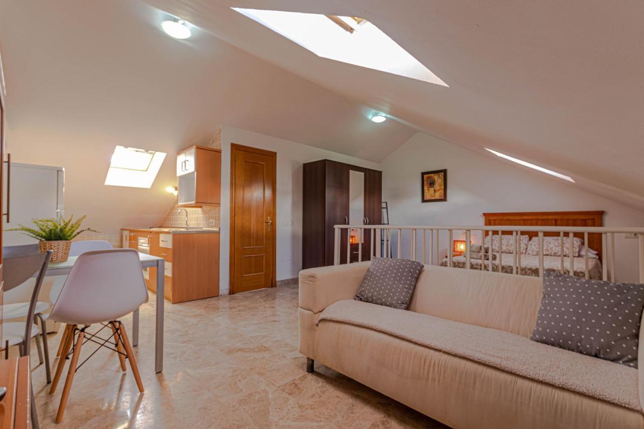797 Holiday Rentals- Duplex Para 7 En La Carihuela A 1 Min De La Playa Torremolinos Exteriér fotografie