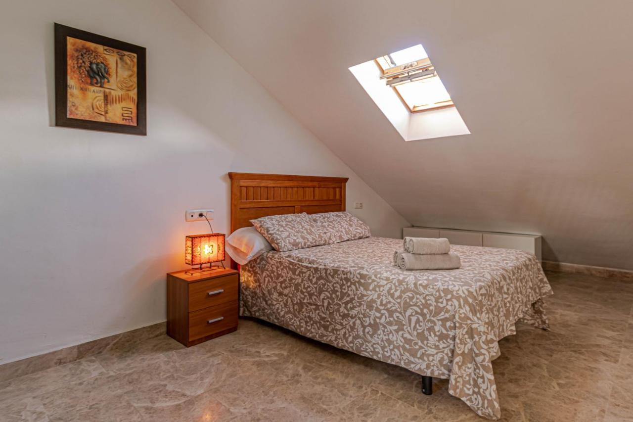 797 Holiday Rentals- Duplex Para 7 En La Carihuela A 1 Min De La Playa Torremolinos Exteriér fotografie