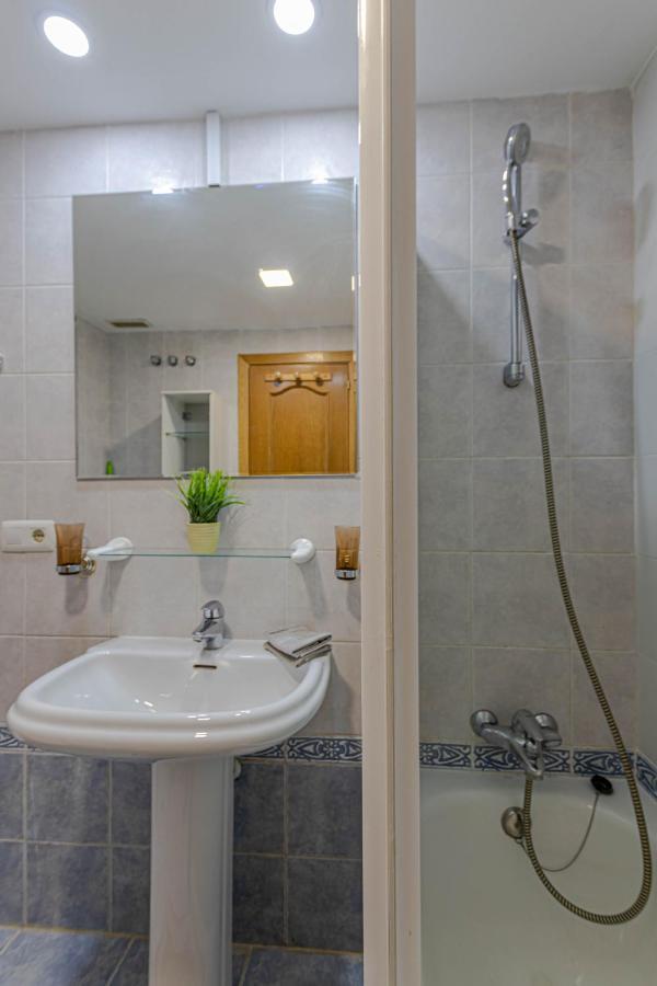797 Holiday Rentals- Duplex Para 7 En La Carihuela A 1 Min De La Playa Torremolinos Exteriér fotografie