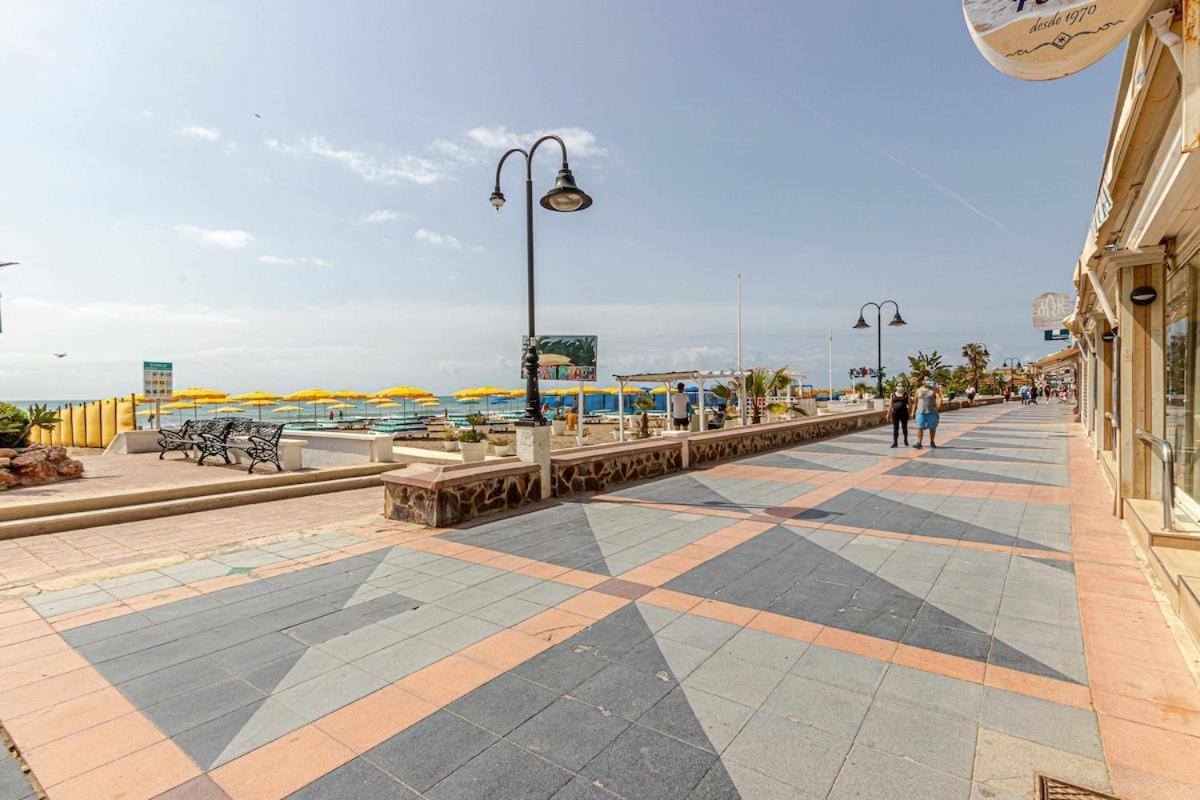 797 Holiday Rentals- Duplex Para 7 En La Carihuela A 1 Min De La Playa Torremolinos Exteriér fotografie